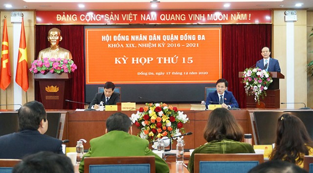 Đồng chí Nguyễn Ngọc Tuấn dự và chỉ đạo tại kỳ họp HĐND quận Đống Đa